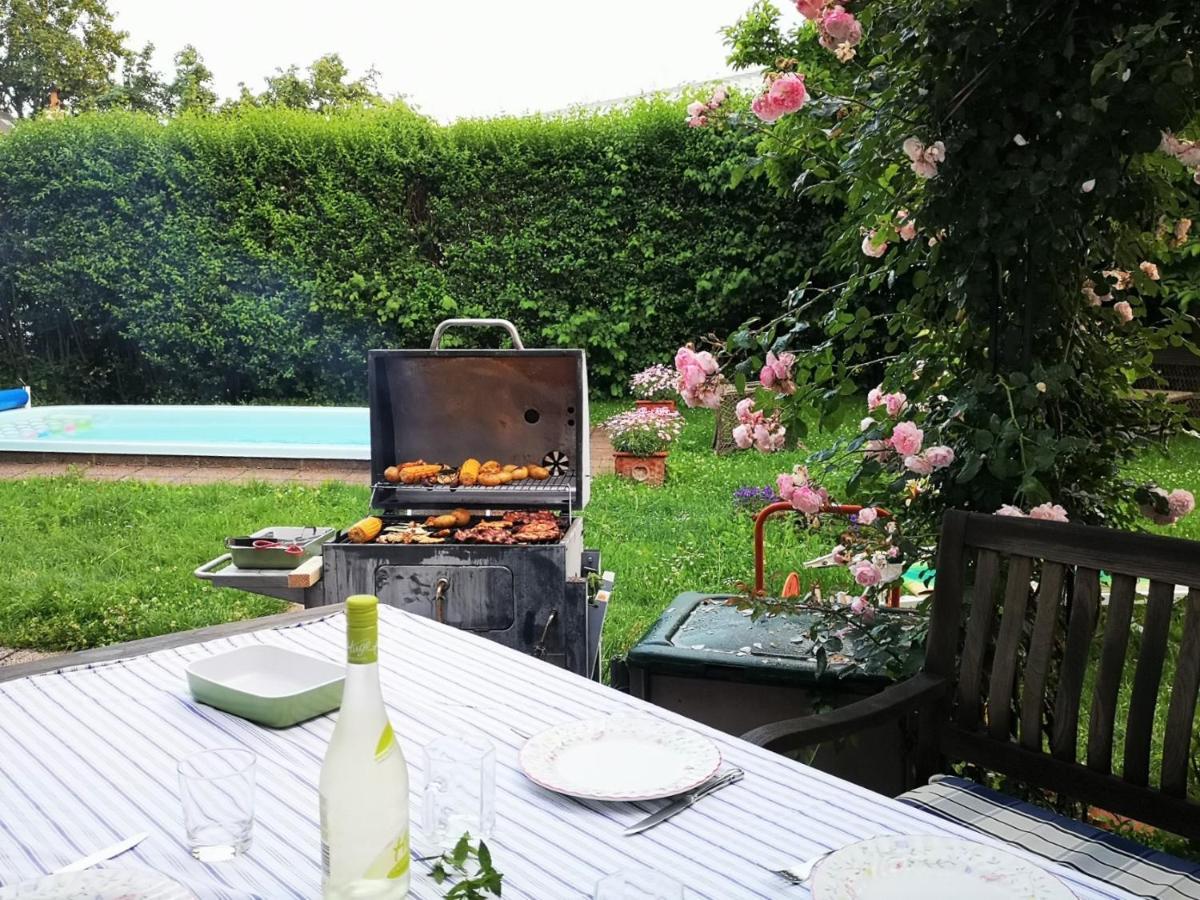 Hawei In - Doppelhaushälfte Mit Garten Und Pool Zur Mitbenutzung Apartment *