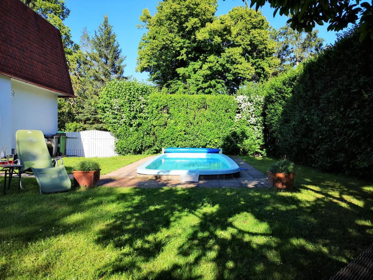 Hawei In - Doppelhaushälfte Mit Garten Und Pool Zur Mitbenutzung Wien