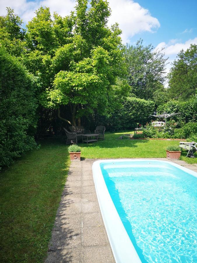 Hawei In - Doppelhaushälfte Mit Garten Und Pool Zur Mitbenutzung Apartment *